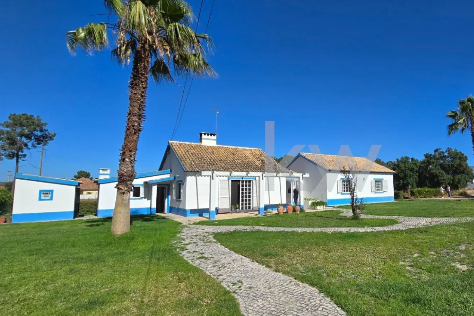 Quinta T4 junto à Serra da Arrábida, com terreno de 2,95 Ha